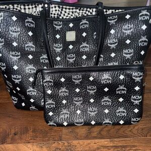 MCM white and black tote bag with dettachable accessory bag